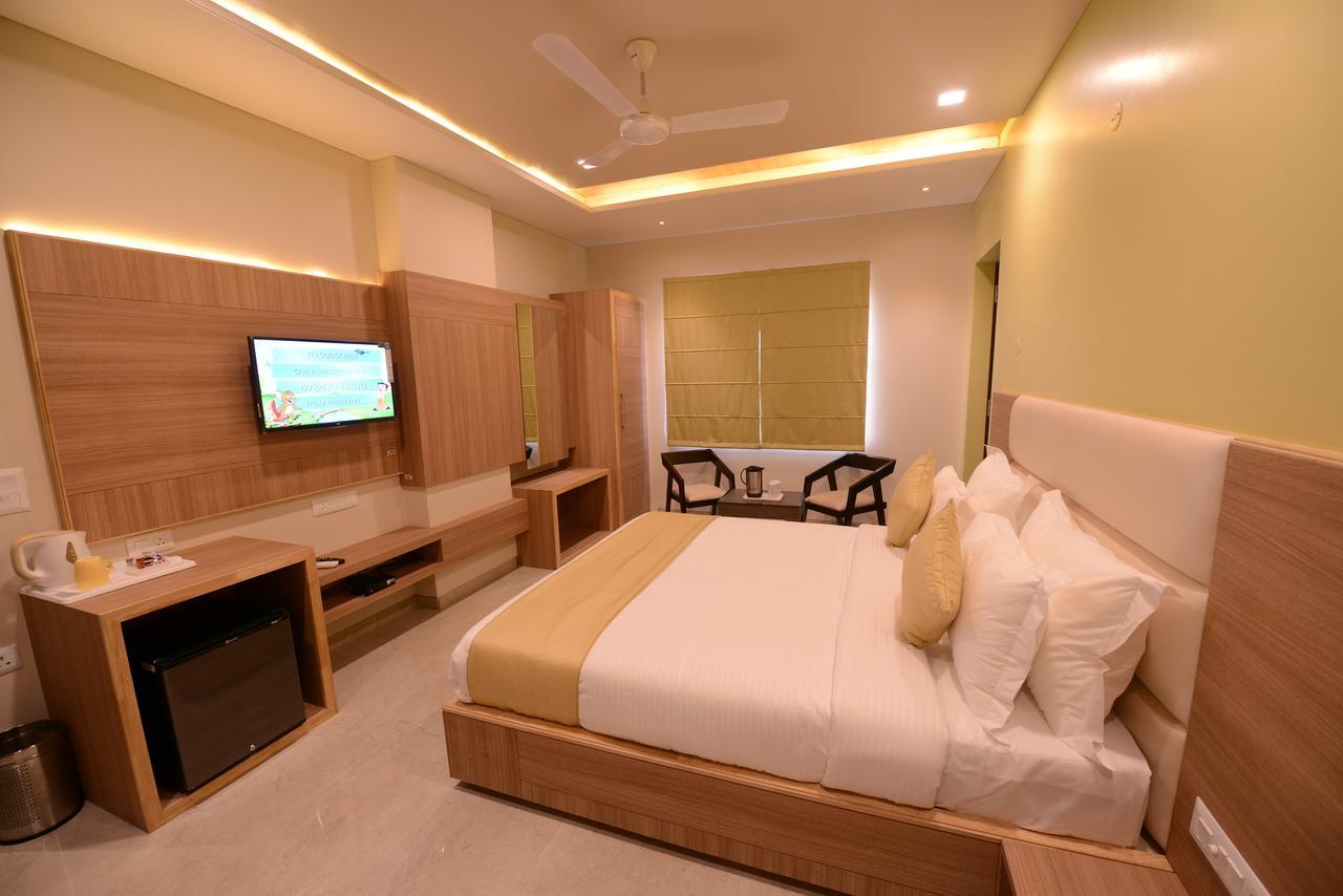 Hotel Silver Pride Jaipur Exteriör bild